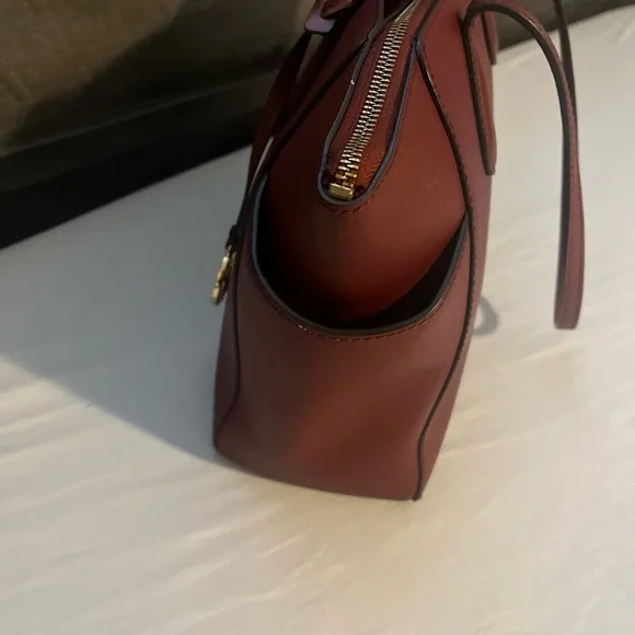 AUTHENTIC Michael Kors orange-reddish in color tote Bag. - Picture 7 of 15